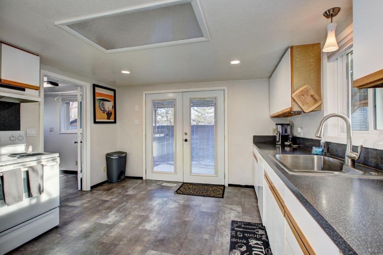Little Blue Bungalow On Boise'S Bench, Pet Friendly, Fully Fenced Yard With Doggie Door! 2 Miles From Bsu, 5 Minutes From Downtown Boise, Desk And Workstation For Remote Workers, 2 Tv'S Large Walk-In Closet, Good For Mid-Term Stays Zewnętrze zdjęcie