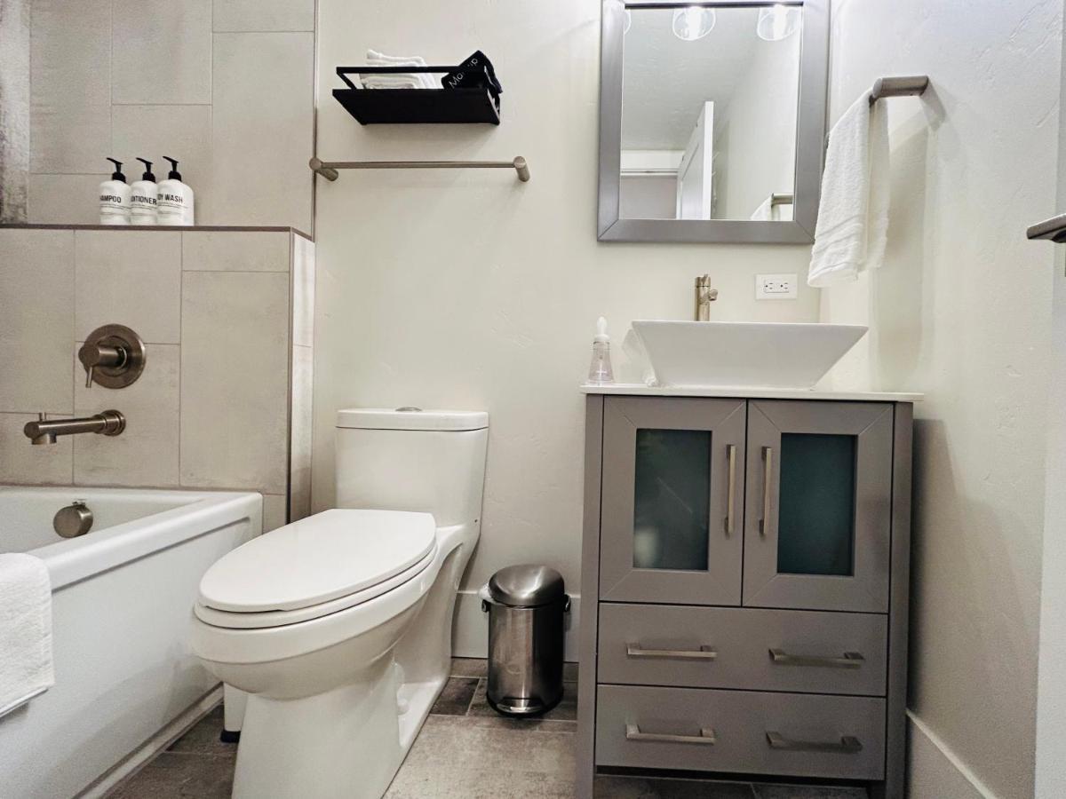 Little Blue Bungalow On Boise'S Bench, Pet Friendly, Fully Fenced Yard With Doggie Door! 2 Miles From Bsu, 5 Minutes From Downtown Boise, Desk And Workstation For Remote Workers, 2 Tv'S Large Walk-In Closet, Good For Mid-Term Stays Zewnętrze zdjęcie